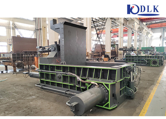 Hydraulic Scrap Metal Baler Press Machine 200t PLC Control