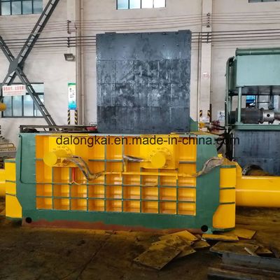 Y81K-315 Hydraulic Scrap Press Machine with 3000*2500*1200mm Press Box and 600*600mm Bale Size